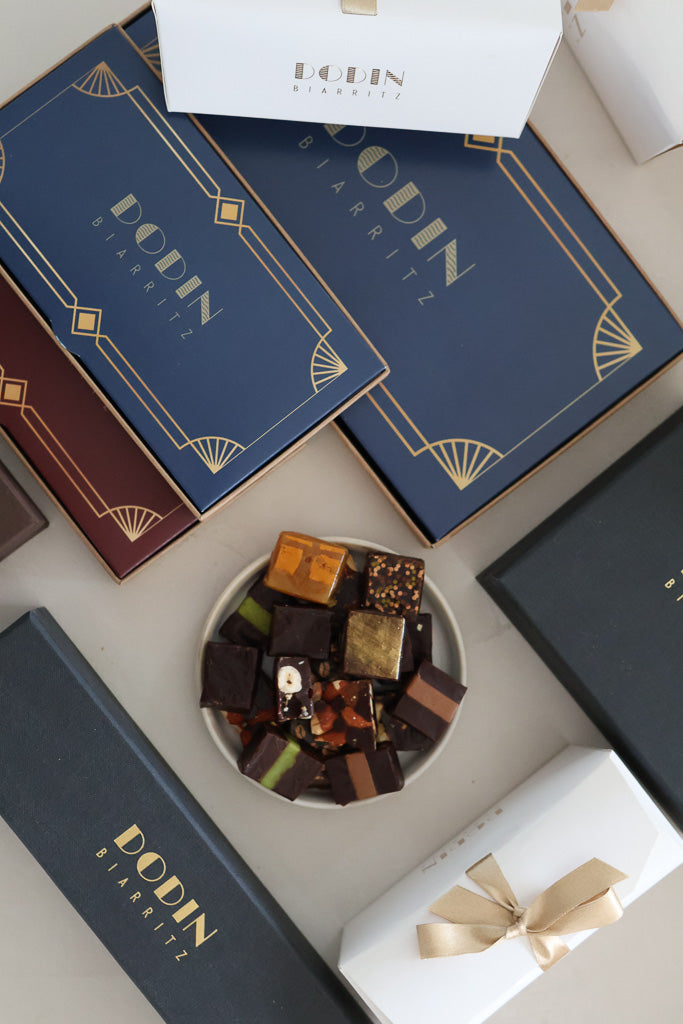 ASSORTIMENT DE CARAMELS - BOÎTE ART DÉCO