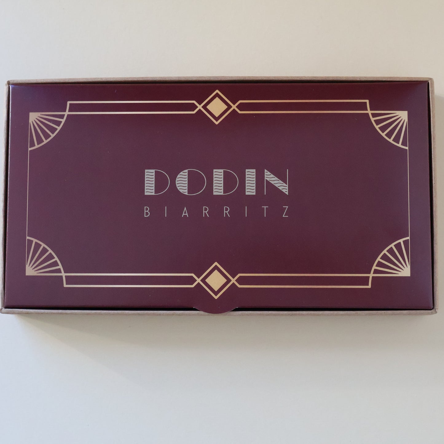 ASSORTIMENT DE CARAMELS - BOÎTE ART DÉCO